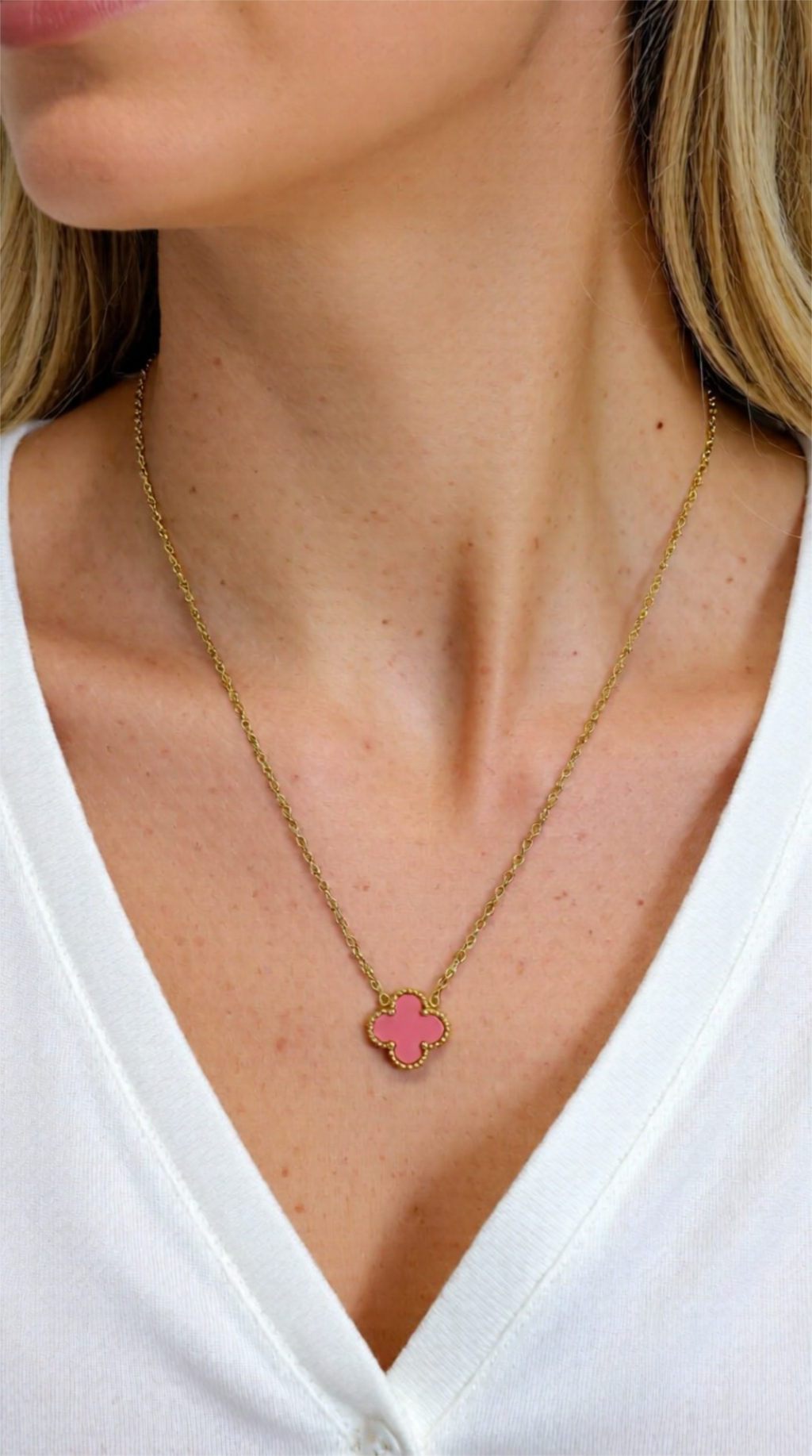 Elegant Rosa Halsband - 18K Guldpläterat Rostfritt Stål