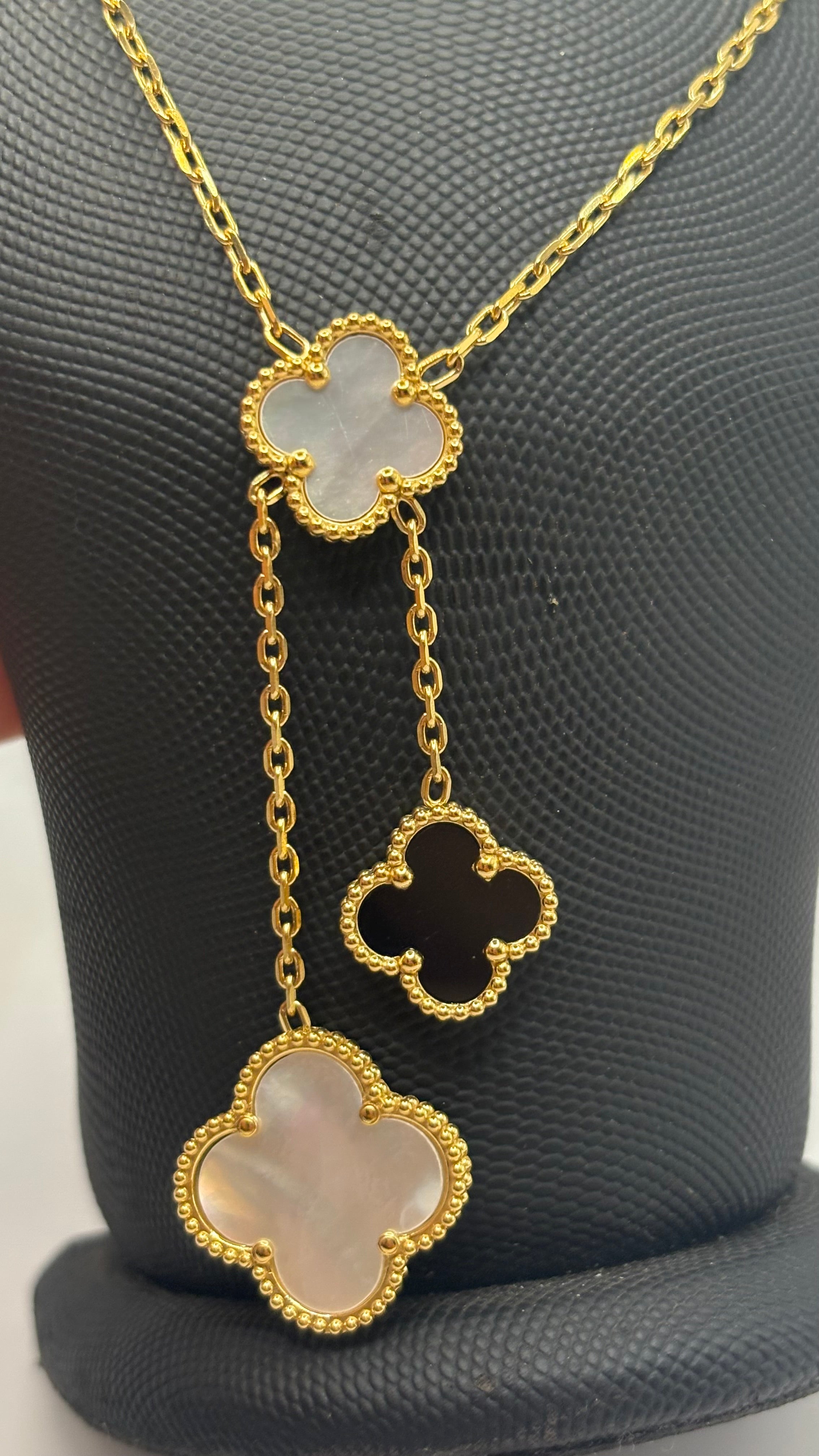 Halsband röstfrittstål gukdpläterad