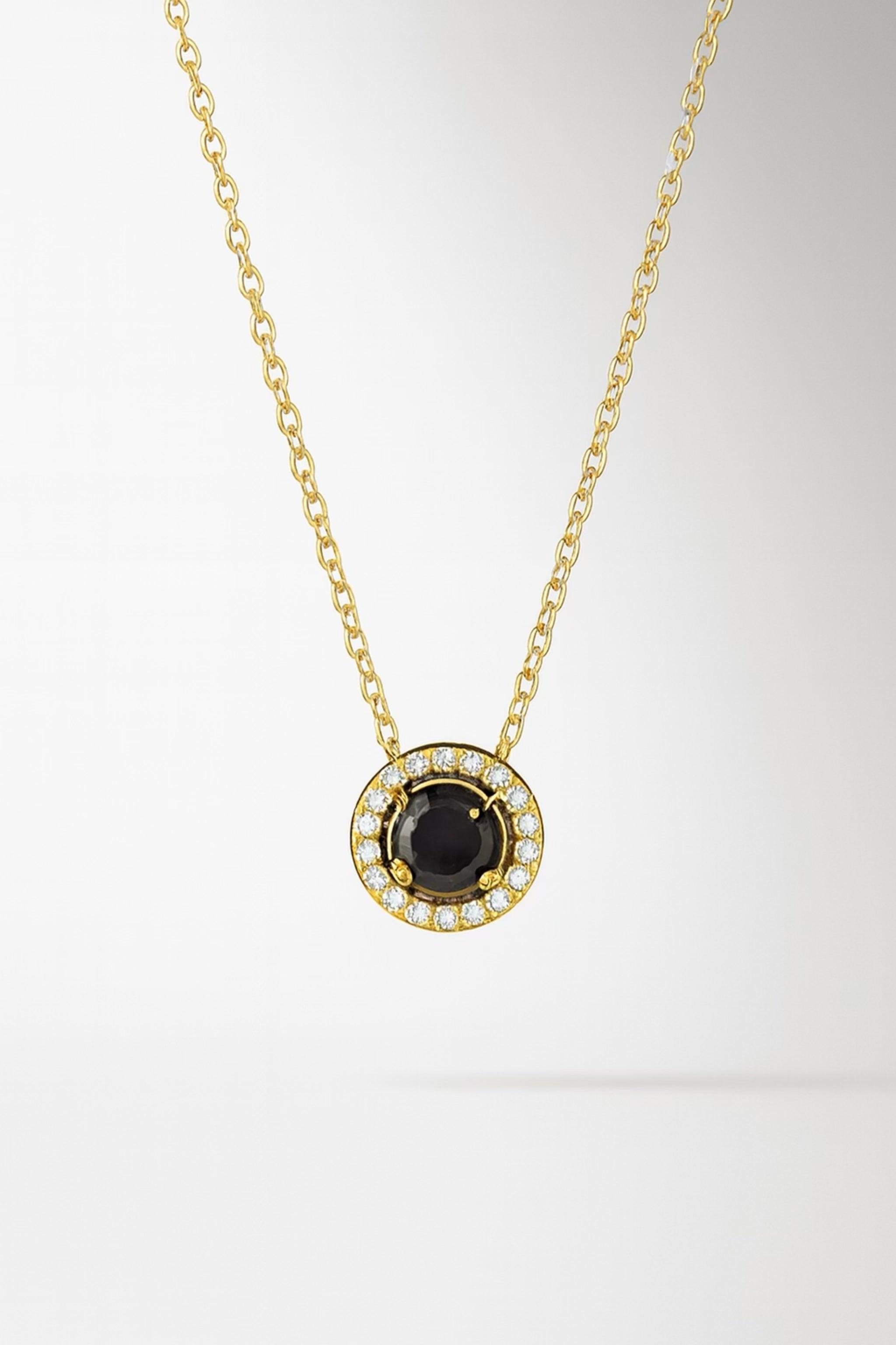 Nickelfritt Elegant Halsband med Svart Sten - Skandinavisk Design