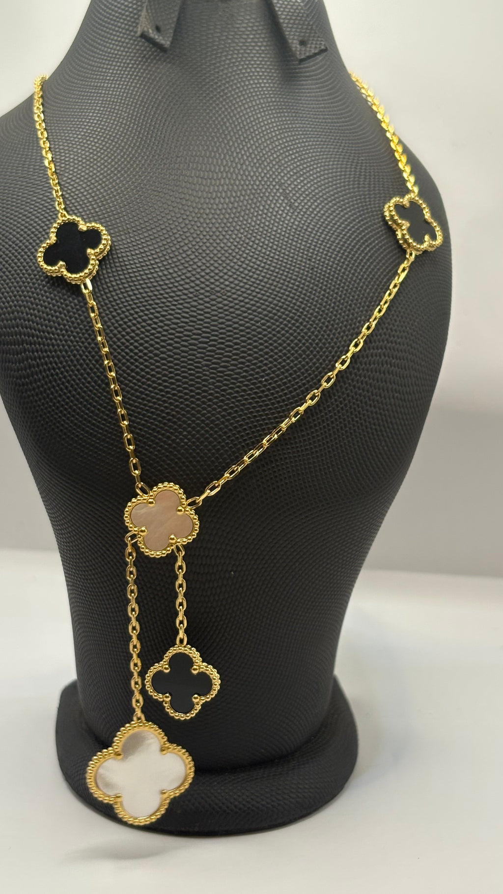 Halsband röstfrittstål gukdpläterad